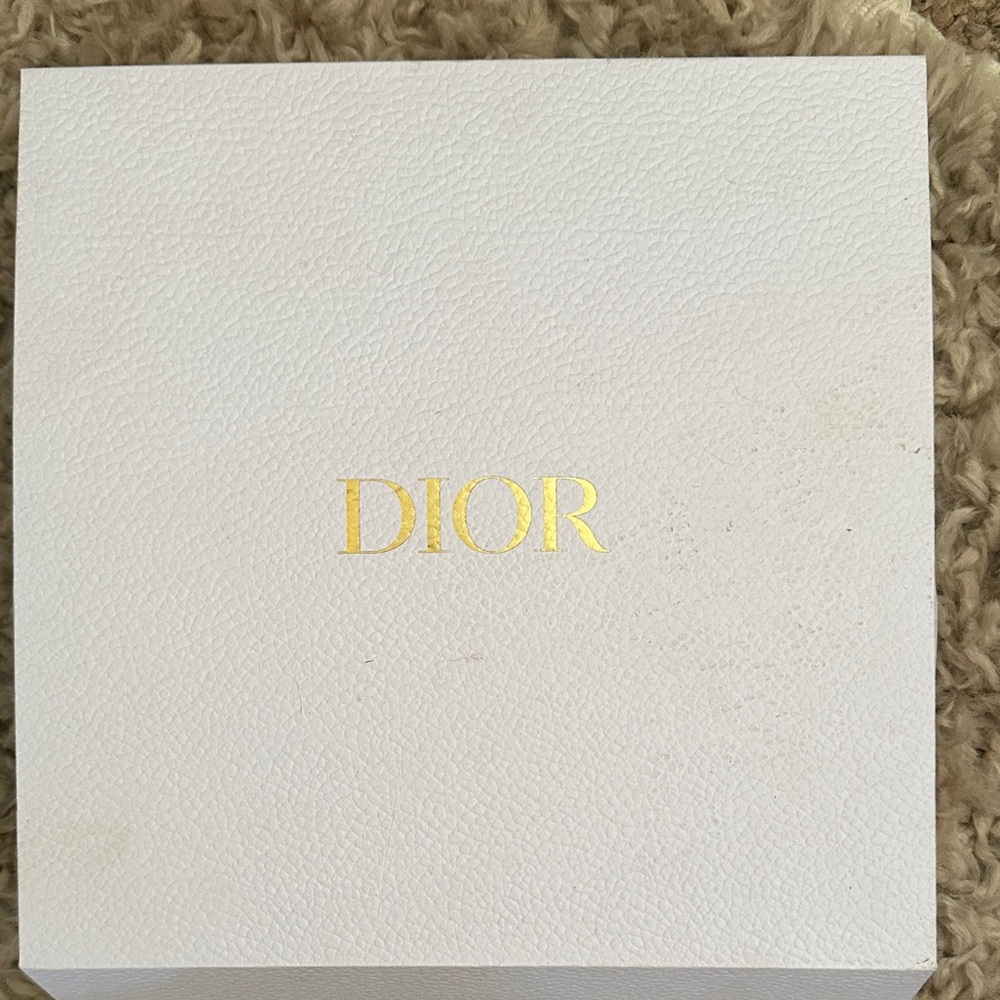 Dior puzzle gift with purchase